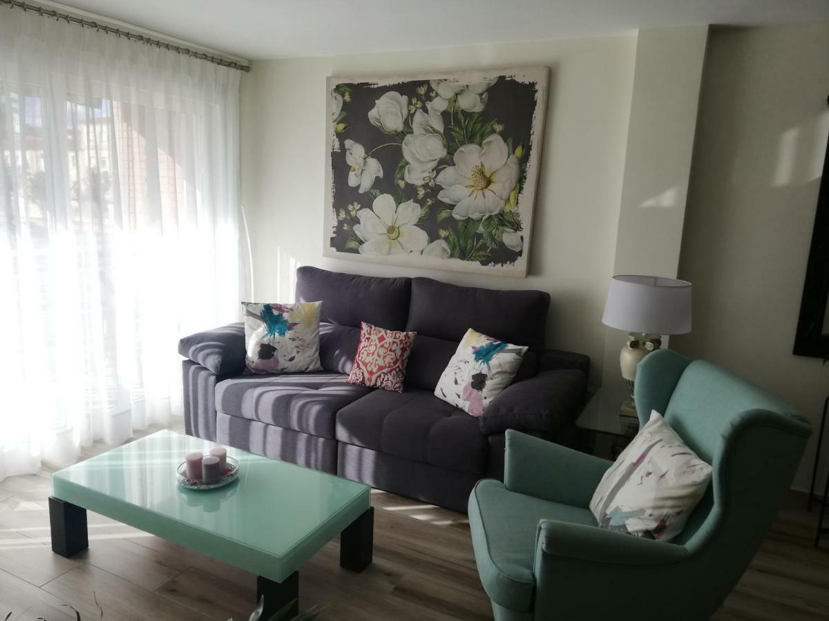Apartament Aurora *